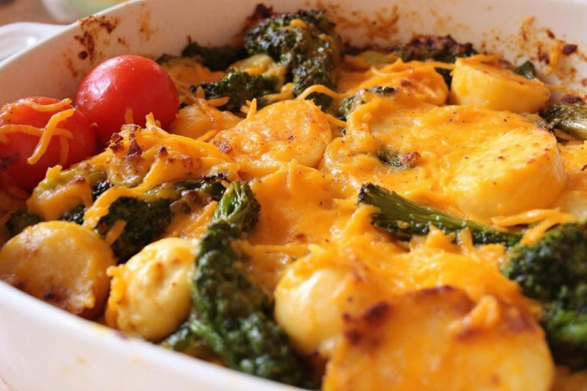 Seulement 4 ingrédients pour réussir un gratin de légumes d’hiver ultra fondant